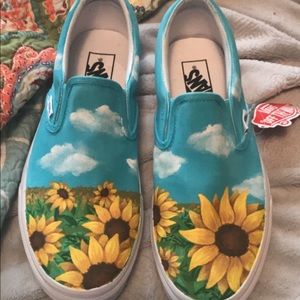 Size 8.5 custom hand painted sunflower Vans